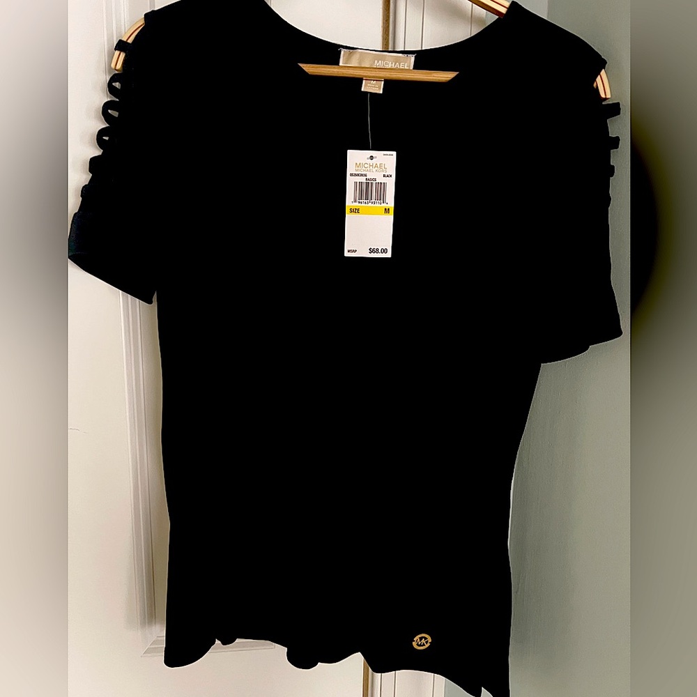 Michael Kors women’s elevated black short sleeved shirt (M)